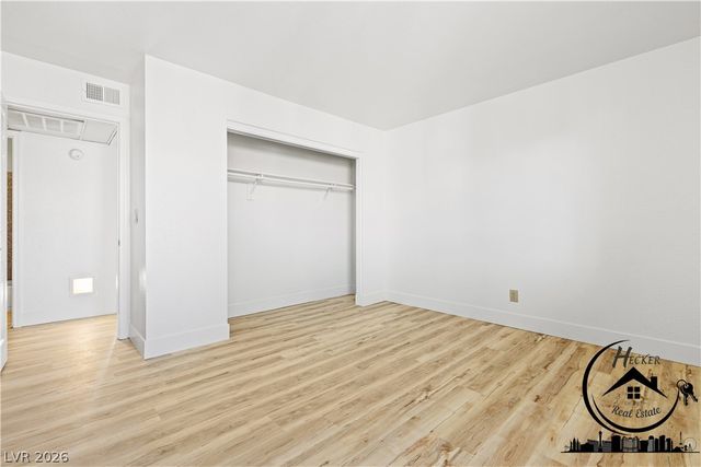 5383 Indian River Drive 320, Las Vegas, NV 89103