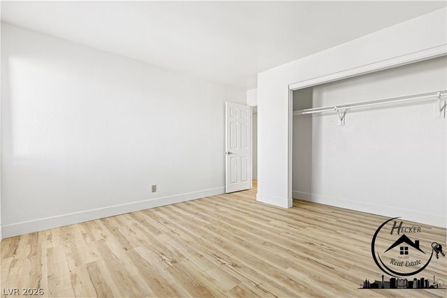 5383 Indian River Drive 320, Las Vegas, NV 89103