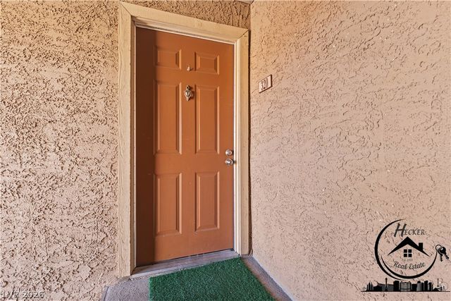 5383 Indian River Drive 320, Las Vegas, NV 89103