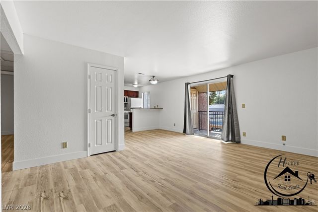 5383 Indian River Drive 320, Las Vegas, NV 89103