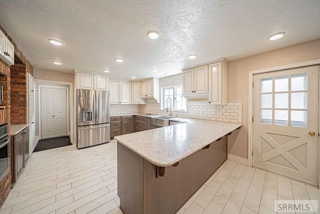 2810 River Ranch Rd, Blackfoot, ID 83221