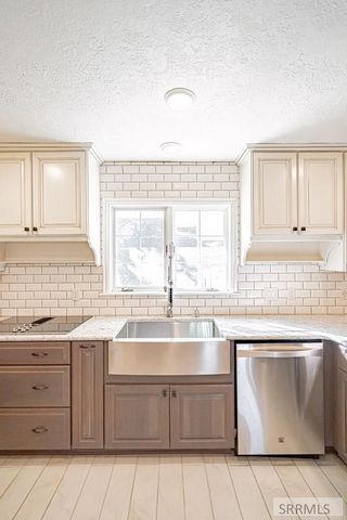 2810 River Ranch Rd, Blackfoot, ID 83221