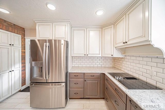 2810 River Ranch Rd, Blackfoot, ID 83221