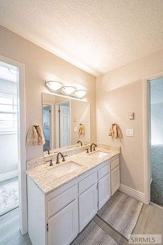 2810 River Ranch Rd, Blackfoot, ID 83221