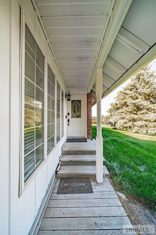 2810 River Ranch Rd, Blackfoot, ID 83221