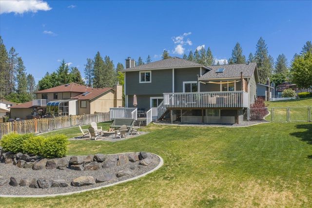 5507 W Pacific Park Dr, Spokane, WA 99208