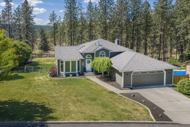5507 W Pacific Park Dr, Spokane, WA 99208