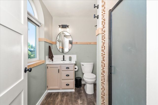 5507 W Pacific Park Dr, Spokane, WA 99208