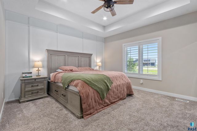 4100 N Interlachen Trl Trail, Sioux Falls, SD 57107