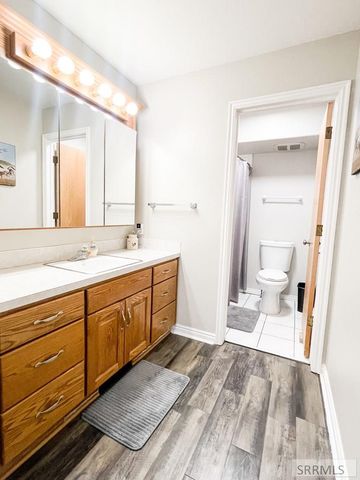 4179 E Iona Road, Idaho Falls, ID 83401