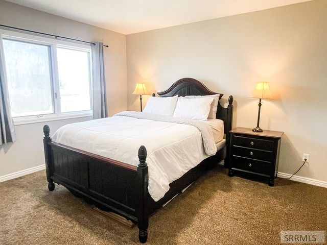 4179 E Iona Road, Idaho Falls, ID 83401