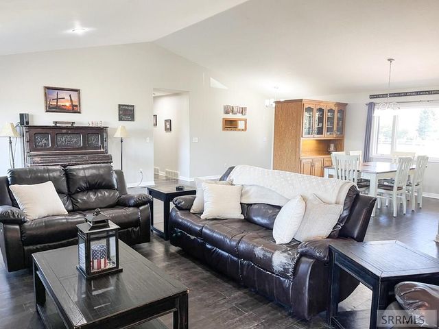 4179 E Iona Road, Idaho Falls, ID 83401