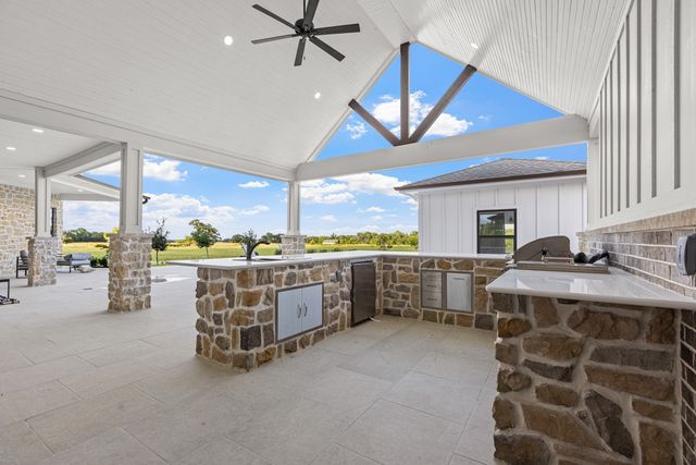 628 VZ CR 2147, Wills Point, TX 75169