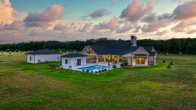 628 VZ CR 2147, Wills Point, TX 75169