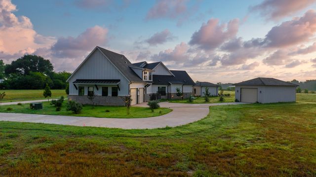 628 VZ CR 2147, Wills Point, TX 75169