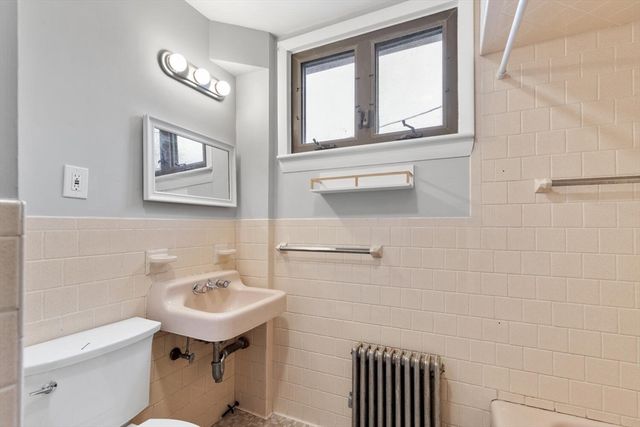 40 Buena Vista St, Swampscott, MA 01907