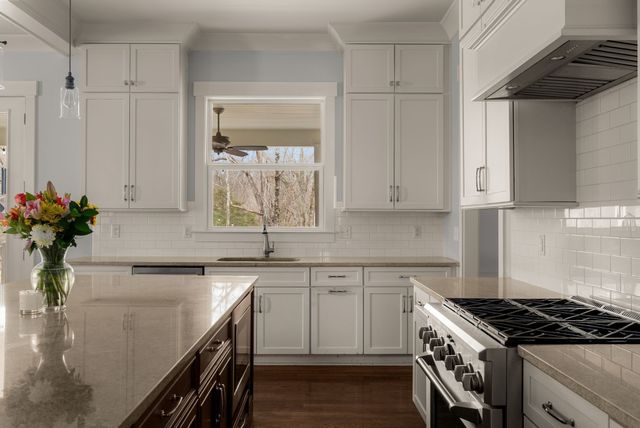 201 Gilchrist South Cir, Nolensville, TN 37135