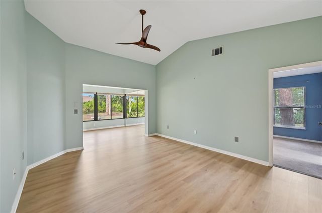 227 SOUTHAMPTON DRIVE 289, Venice, FL 34293