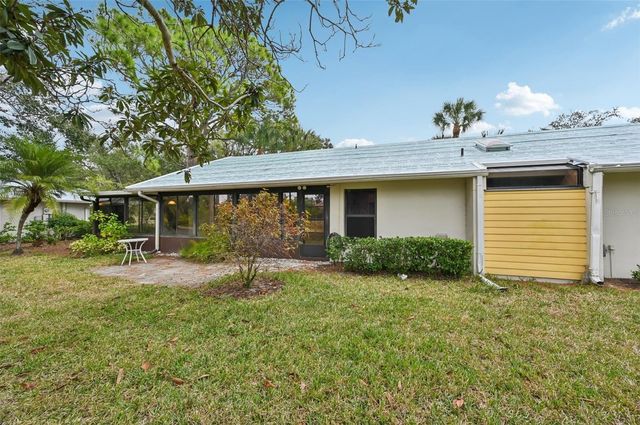 227 SOUTHAMPTON DRIVE 289, Venice, FL 34293