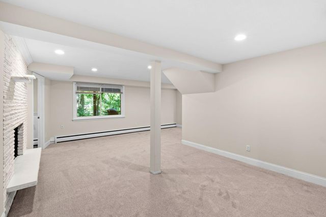 12918 Rutledge Circle, Minnetonka, MN 55305
