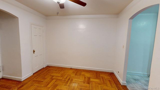 47-55 39th Place 1A, Sunnyside, NY 11104