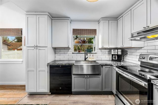 1312 22nd Avenue SE, Olympia, WA 98501