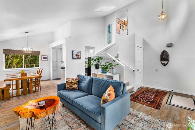 1312 22nd Avenue SE, Olympia, WA 98501