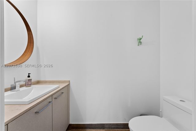 1010 Brickell Ave 1911, Miami, FL 33131