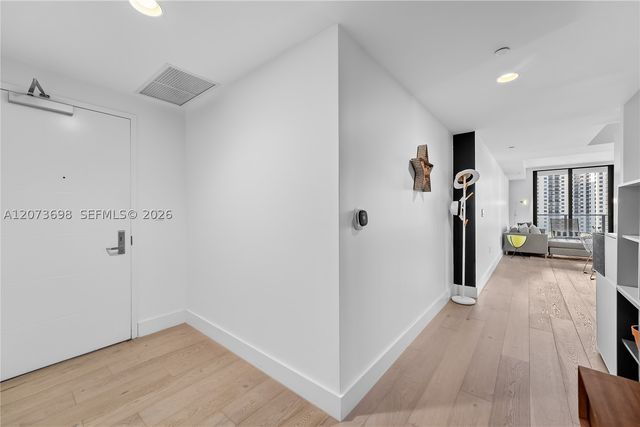 1010 Brickell Ave 1911, Miami, FL 33131