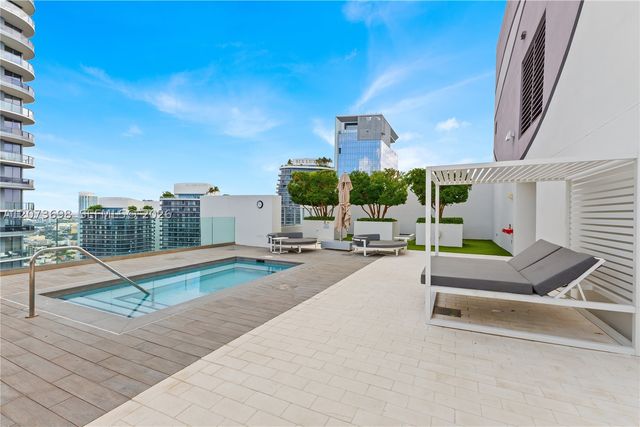 1010 Brickell Ave 1911, Miami, FL 33131