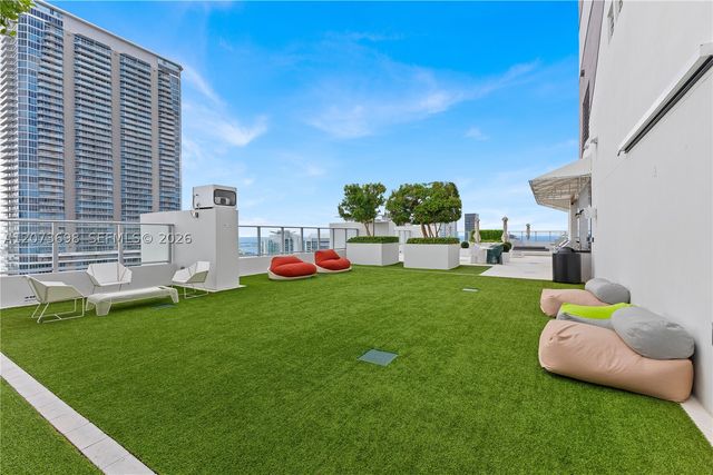 1010 Brickell Ave 1911, Miami, FL 33131