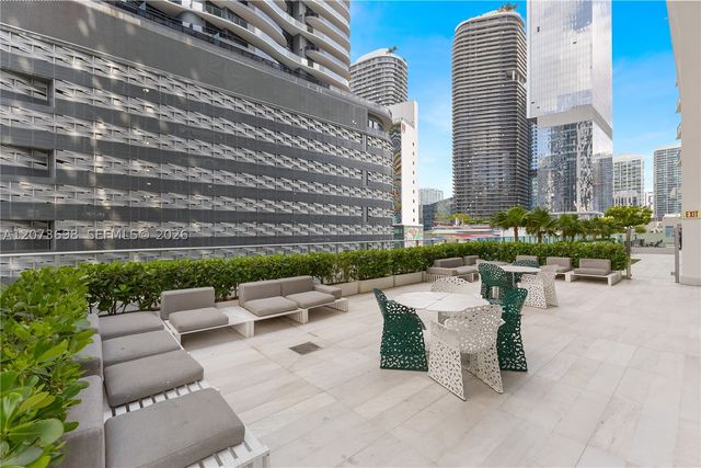 1010 Brickell Ave 1911, Miami, FL 33131