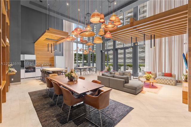 1010 Brickell Ave 1911, Miami, FL 33131