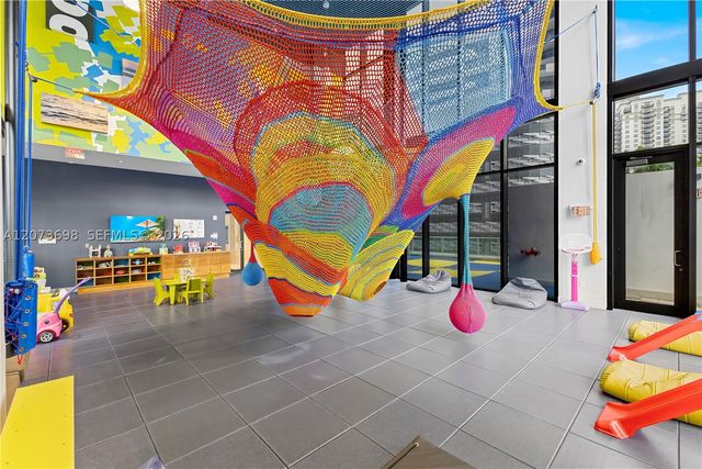 1010 Brickell Ave 1911, Miami, FL 33131