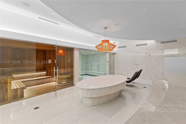 1010 Brickell Ave 1911, Miami, FL 33131