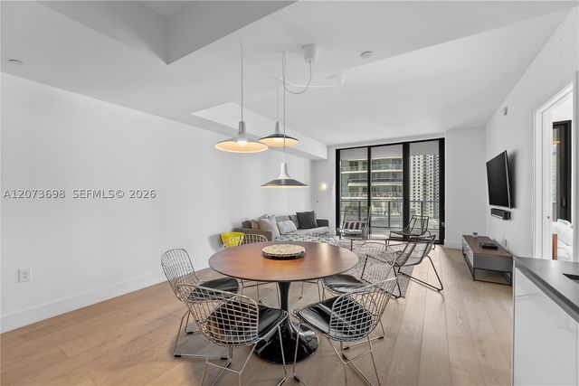 1010 Brickell Ave 1911, Miami, FL 33131