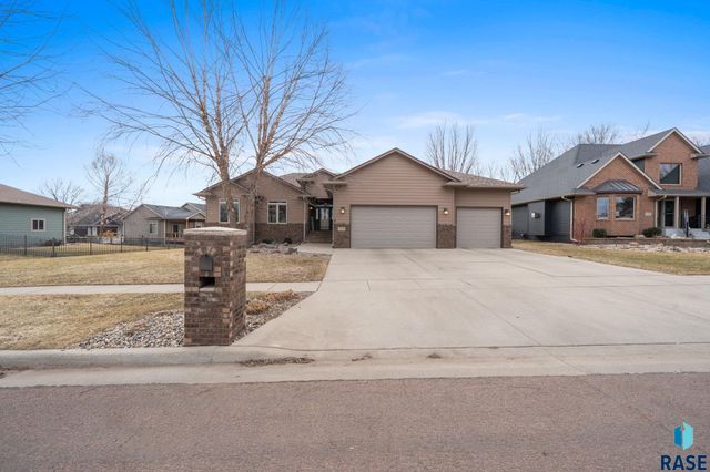 3105 Miramar Cir Circle, Sioux Falls, SD 57108