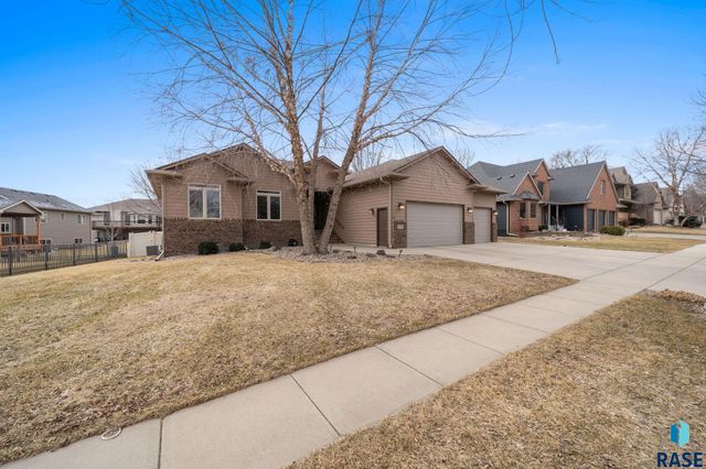 3105 Miramar Cir Circle, Sioux Falls, SD 57108