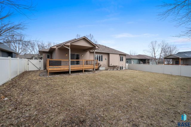 3105 Miramar Cir Circle, Sioux Falls, SD 57108