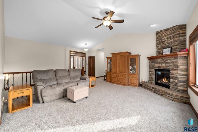 3105 Miramar Cir Circle, Sioux Falls, SD 57108