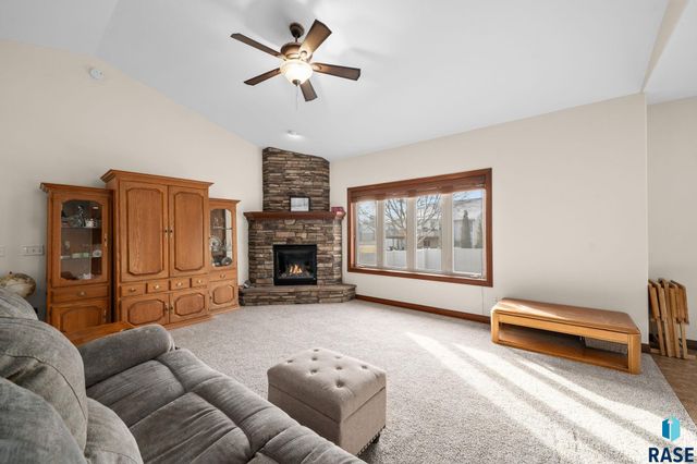 3105 Miramar Cir Circle, Sioux Falls, SD 57108