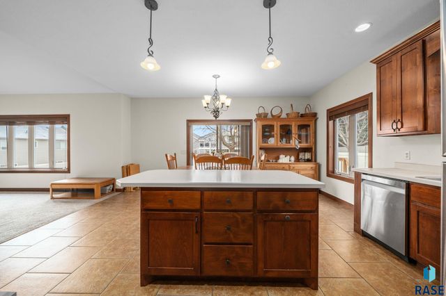 3105 Miramar Cir Circle, Sioux Falls, SD 57108