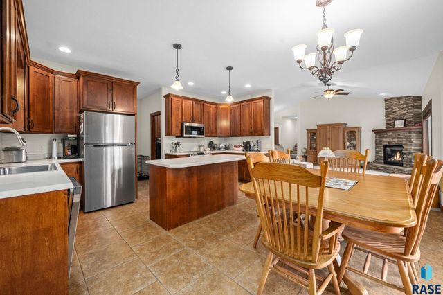 3105 Miramar Cir Circle, Sioux Falls, SD 57108