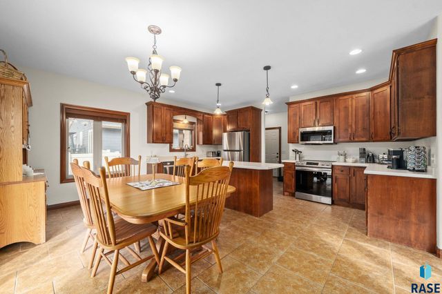 3105 Miramar Cir Circle, Sioux Falls, SD 57108