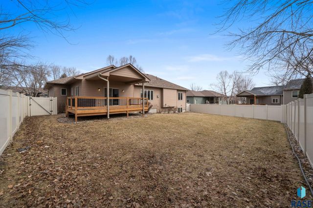 3105 Miramar Cir Circle, Sioux Falls, SD 57108