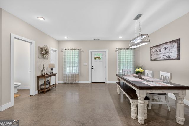 1401 Needmore Road, Roopville, GA 30170