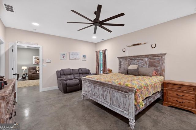 1401 Needmore Road, Roopville, GA 30170