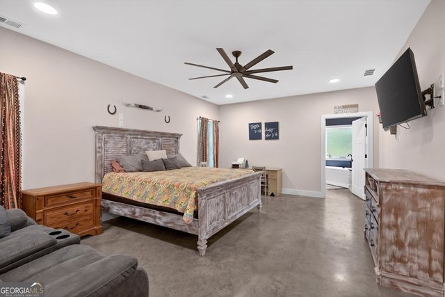 1401 Needmore Road, Roopville, GA 30170