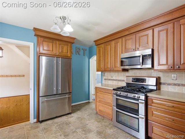 30885 Tennessee Street, Roseville, MI 48066