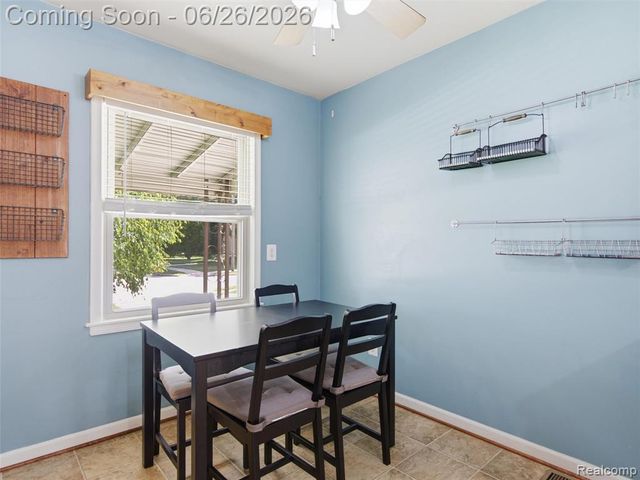 30885 Tennessee Street, Roseville, MI 48066